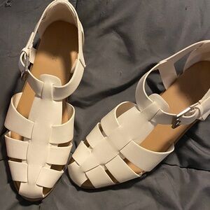 Old Navy White Women's Sandals